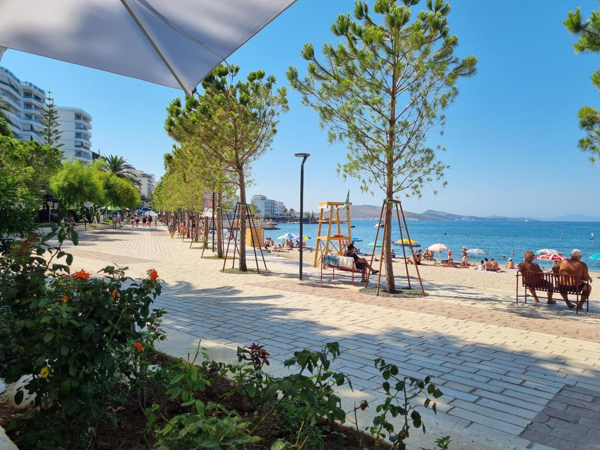Brand New Apartments Sarandë Exterior foto