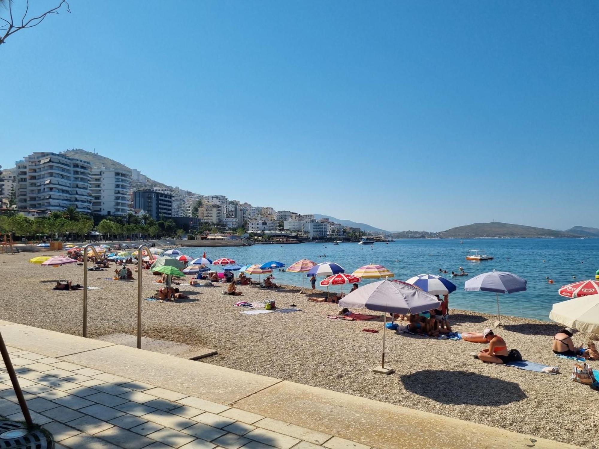 Brand New Apartments Sarandë Exterior foto
