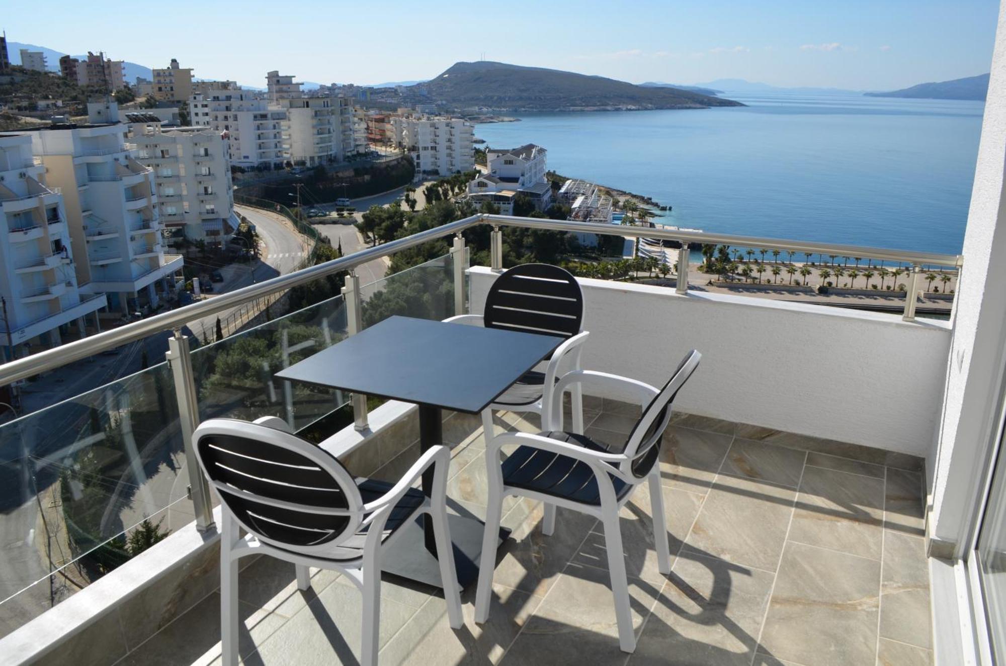Brand New Apartments Sarandë Exterior foto